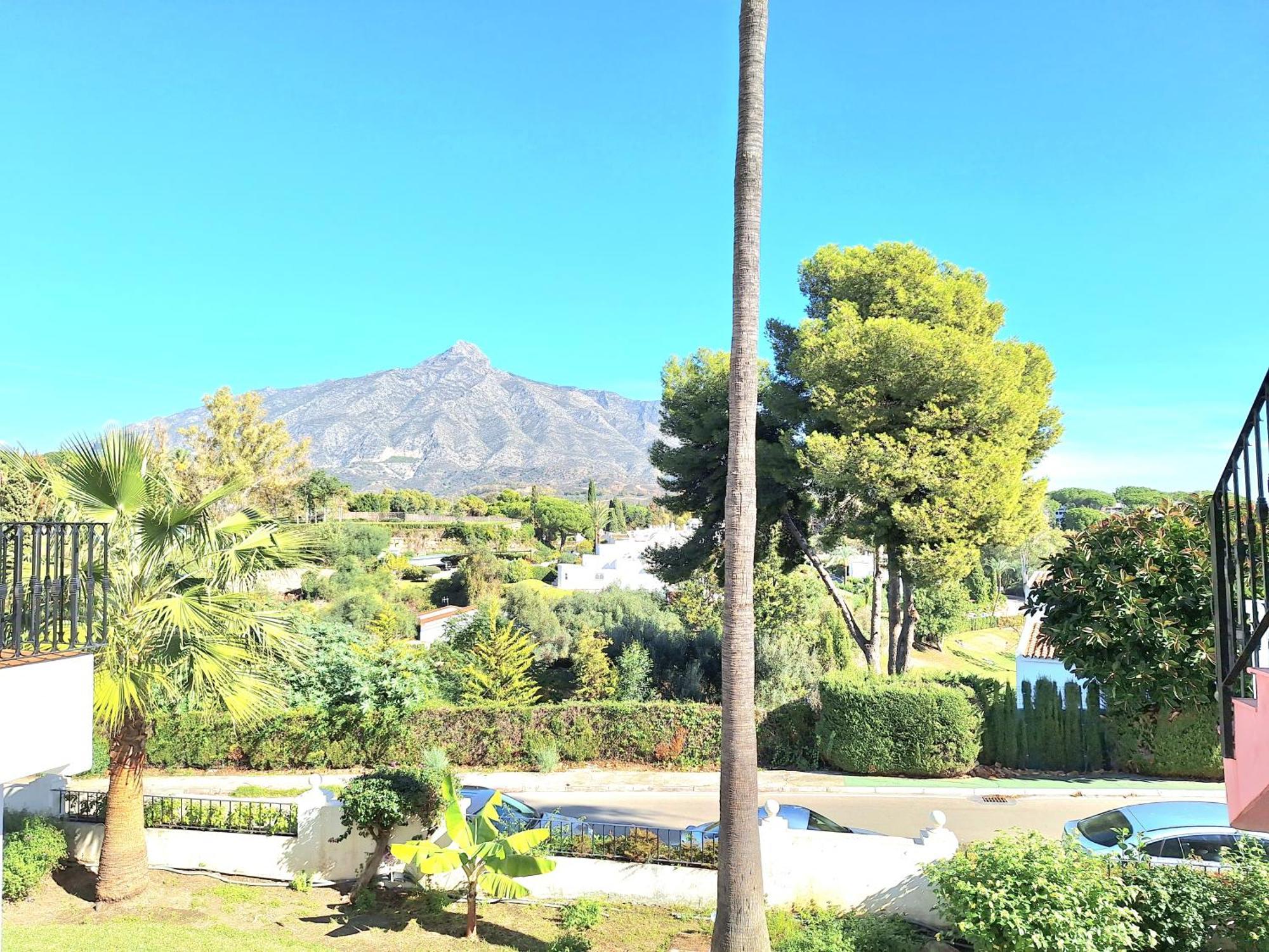 Aloha Pueblo Valle Del Golf, Puerto Banus Feriehus